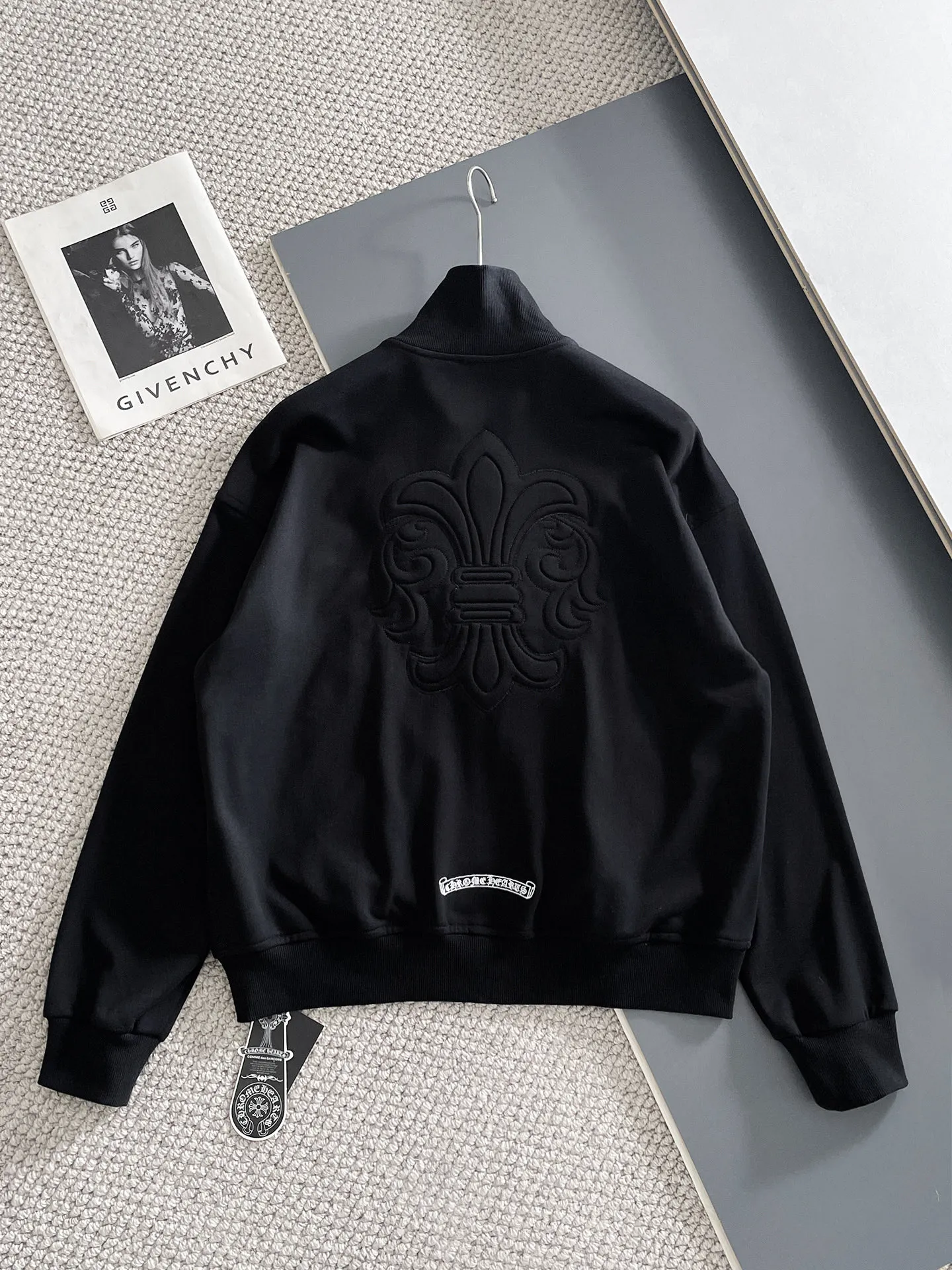 Same Style， ， 2026 New Arrival ，Original Premium Breathable ， ， ， Quality。 ， Sizes：M～3XL